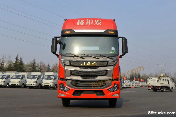 JAC Gallop A5X medium truck 220 hp 4X2(6 wheels) 6.8m stake cargo truck Exterior (2) | 86Trucks
