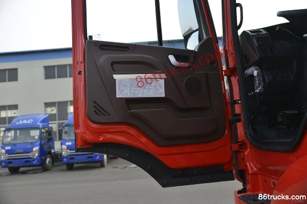 JAC Gallop K5X Heavy Truck 290 hp 8X2(10 wheels) 9.5m Van Cargo Truck Cab (2) | 86Trucks