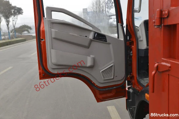 Sinotruk HOWO série Wang 160 ch 4X2(6 roues) camion léger à ridelles 4,15 m cabine simple (8 vitesses) (2) | 86Trucks