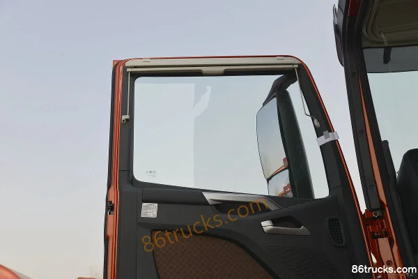 FAW Jiefang J7 Heavy Truck 550 hp 6X4(10 wheels) AMT Automatic Tractor Truck (Red) Cab (2) | 86Trucks