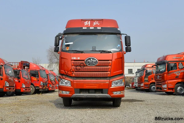 FAW Jiefang Nouveau J6P Poids lourd Version Qualité 2.0 460 ch 6X4(10 roues) tracteur routier Extérieur (2) | 86Trucks