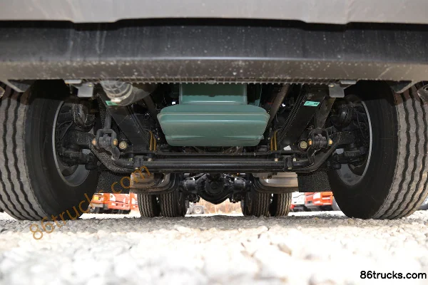 FAW Jiefang Nouveau J6P Poids lourd Version Qualité 2.0 460 ch 6X4(10 roues) tracteur routier Châssis (1) | 86Trucks
