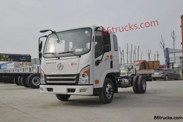 Dayun Xin Aopuli Zhongti 110 ch 4X2(6 roues) 3,85 m camion plateau à ridelles cabine demi-avancée Extérieur (3) | 86Trucks