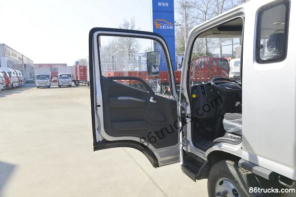 Foton Aumark S1 série 150 ch 4X2(6 roues) 3,83 m camion léger plateau cabine avancée (1) | 86Trucks