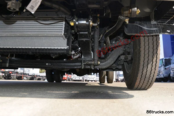 Foton Aumark S1 série 150 ch 4X2(6 roues) 3,83 m camion léger plateau cabine avancée Châssis (3) | 86Trucks