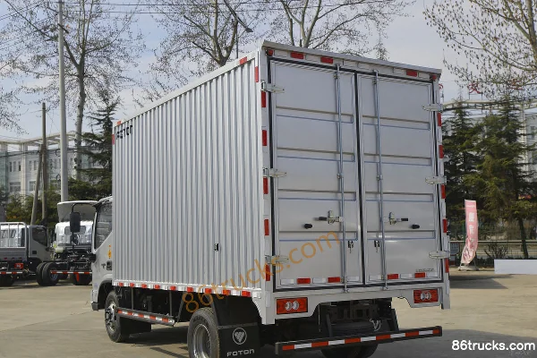 Foton Aumark S1 Series 156 hp 4X2(6 wheels) 4.14 m Single Row Van Light Truck (China VI) Body (3) | 86Trucks