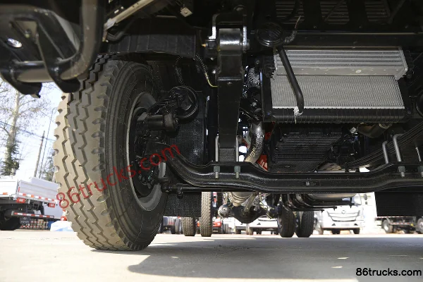 Foton Aumark S3 Express Value Edition 200hp 4X2(6 wheels) 5.8m Semi-Cab Van Truck Chassis (2) | 86Trucks
