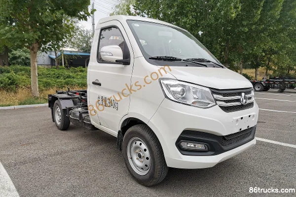 Changan Kuayue Wang X1 112hp 4X2(6 wheels) hook-lift garbage truck (China VI) (Huiqiang Vehicle) Exterior