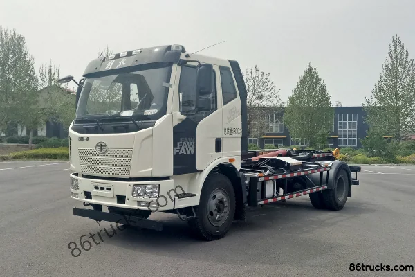FAW Jiefang J6L 220hp 4X2(6 wheels) Hook Lift Garbage Truck (China VI)(Huiqiang Vehicles) Exterior (3) | 86Trucks