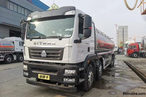 Chengli Chengli Sitrak Chassis fuel tanker truck
