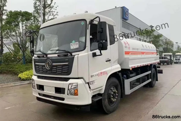 Dongfeng Dongfeng Commercial Vehicle chassis water sprinkler truck