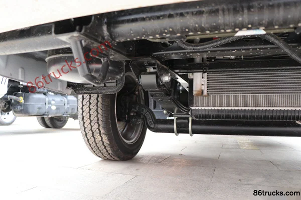 JAC Kaida X6 1.8L 130hp 4X2(6 wheels) 3.5m Single Row Flatbed Mini Truck (China VI) Chassis (2) | 86Trucks