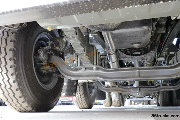 Sinotruk HOWO TX 350hp 8X4(12 wheels) 7.98m³ concrete mixer truck (Hongchang Tianma brand) Chassis (2) | 86Trucks