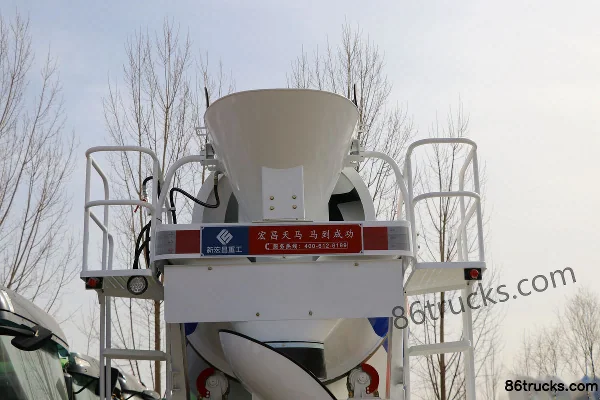 Sinotruk HOWO TX 350hp 8X4(12 wheels) 7.98m³ concrete mixer truck (Hongchang Tianma brand) Body (1) | 86Trucks