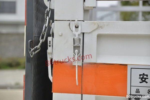 Dongfeng T3 165hp 4X2(6 wheels) Gas Cylinder Transport Truck (China VI) (Chengliwei Brand) Body (3) | 86Trucks