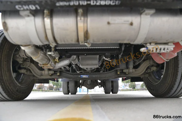 Dongfeng T3 165hp 4X2(6 wheels) 5.13m Flammable Gas Van Transport Truck (China VI) (Chengliwei Brand) Chassis (1) | 86Trucks