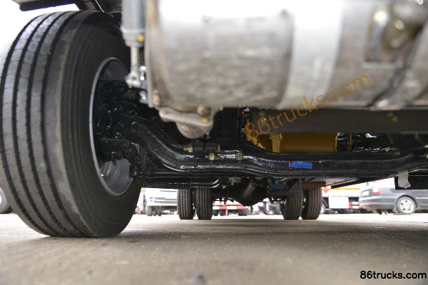 Dongfeng Duolika D7 Ruineng Edition 165 hp 4X2(6 wheels) Fuel Tank Truck (Chufei Brand) (China VI) Chassis (2) | 86Trucks