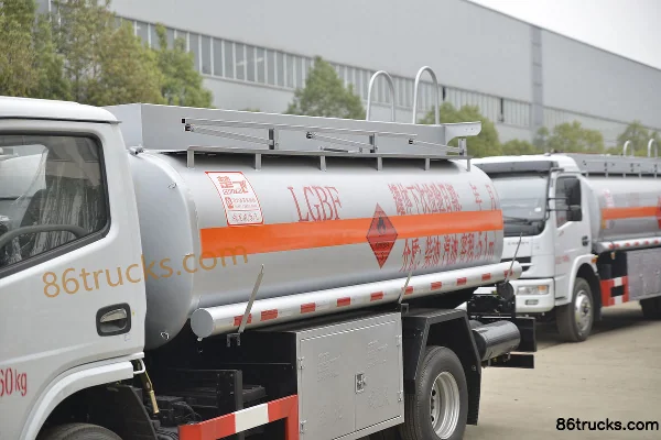 Dongfeng Duolika D6 115 hp 4X2(6 wheels) Fuel Tanker (Chufei Brand) (China VI) Body (1) | 86Trucks