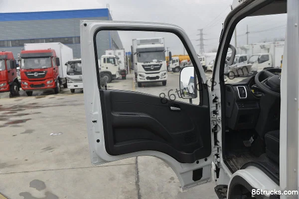 Yuejin Fuyun S80 113 hp 4X2(6 wheels) 3.55m Refrigerated Truck Chassis (1) | 86Trucks
