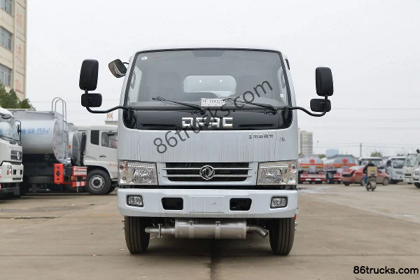 Dongfeng Duolika D6 115hp 4X2(6 wheels) Fuel Tanker Truck (Chufei Brand) Exterior (2) | 86Trucks