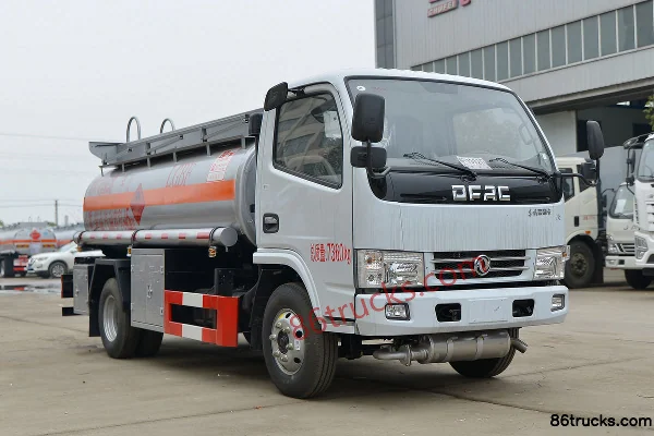 Dongfeng Duolika D6 115hp 4X2(6 wheels) Fuel Tanker Truck (Chufei Brand) Exterior