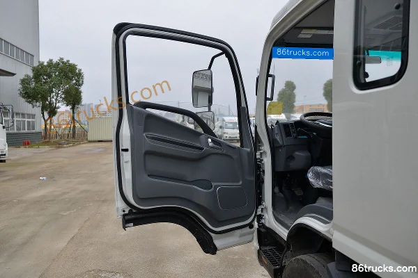 JAC Shuailing Q7 160 ch 4X2(6 roues) camion frigorifique 5,175 m Cabine (1) | 86Trucks