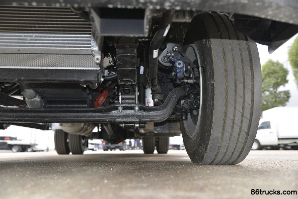JAC Shuailing Q7 160 ch 4X2(6 roues) camion frigorifique 5,175 m Châssis (3) | 86Trucks