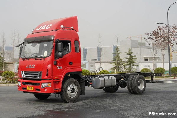 JAC Dewos V9 Big Taurus China VI Edition 220hp 4X2(6 wheels) 6.78m flatbed cargo truck Exterior (3) | 86Trucks