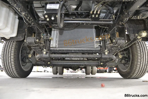 Feidi Auto Ditu GX 112 hp 4X2(6 wheels) 3.5 m Refrigerated Truck Chassis (1) | 86Trucks