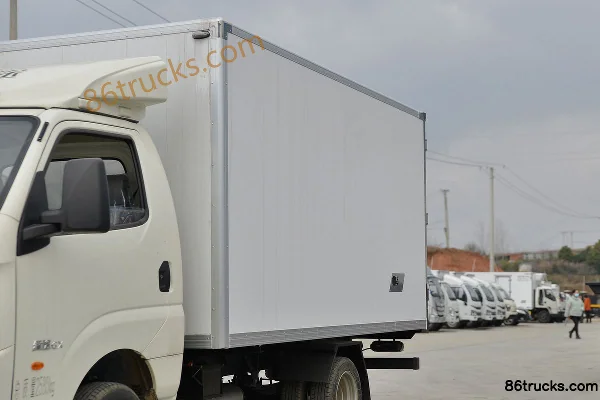 Feidi Auto Ditu GX 112 hp 4X2(6 wheels) 3.5 m Refrigerated Truck Body (1) | 86Trucks