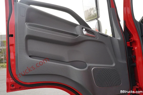 JAC Dewos V9 Big Taurus China VI Edition 220hp 4X2(6 wheels) 6.78m flatbed cargo truck Cab (3) | 86Trucks