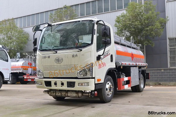 FAW Jiefang J6F 130 ch 4X2(6 roues) camion citerne à carburant (marque Chufei) (China VI) Extérieur (3) | 86Trucks