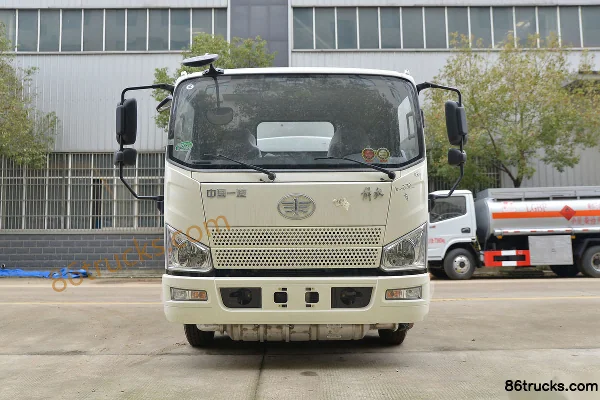 Chufei Chufei FAW Jiefang chassis fuel tanker truck