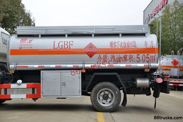 FAW Jiefang J6F 130 ch 4X2(6 roues) camion citerne à carburant (marque Chufei) (China VI) Carrosserie (2) | 86Trucks
