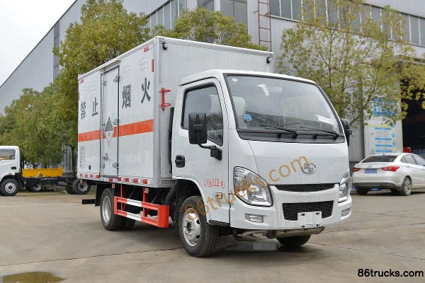 Yuejin Fuyun S70 113hp 4X2(6 wheels) miscellaneous dangerous goods van truck (Chenglongwei)(China VI) Exterior