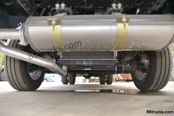 Yuejin Fuyun S70 113hp 4X2(6 wheels) miscellaneous dangerous goods van truck (Chenglongwei)(China VI) Chassis (1) | 86Trucks
