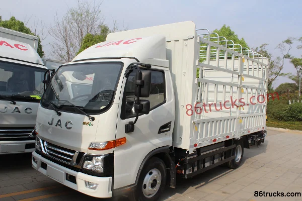 JAC Shuailing i5 4.5T 4.15m single-row pure electric stake truck 96.77kWh 4X2(6 wheels) Exterior (3) | 86Trucks