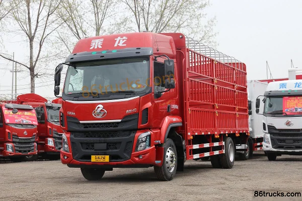 Dongfeng Liuqi Chenglong H5 medium truck 260 hp 4X2(6 wheels) 6.8m cage cargo truck Exterior (3) | 86Trucks