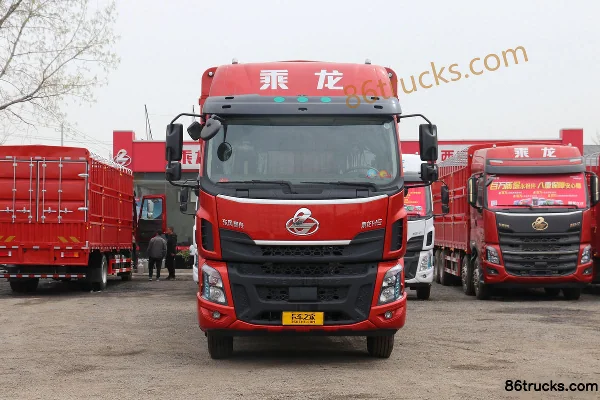Dongfeng Liuqi Chenglong H5 medium truck 260 hp 4X2(6 wheels) 6.8m cage cargo truck Exterior (2) | 86Trucks