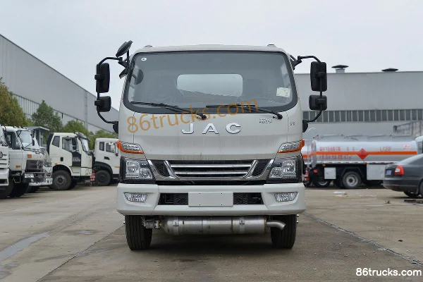 JAC Junling V7 163 hp 4X2(6 wheels) fuel tanker truck (Chufei brand) (China VI) Exterior (2) | 86Trucks