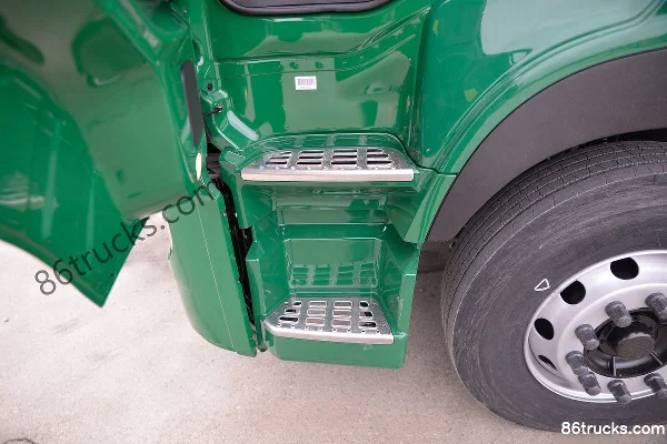 Dongfeng Commercial Vehicle Tianlong VL camion lourd 385ch 4X2(6 roues) tracteur routier Cabine (3) | 86Trucks