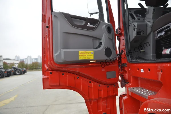 Dongfeng Commercial Vehicle Tianlong Flagship KX 600 ch 6X4(10 roues) tracteur routier Cabine (2) | 86Trucks
