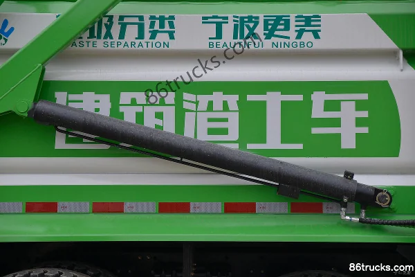 Dongfeng Commercial Vehicle Tianlong KC Heavy Truck 350hp 8X4(12 wheels) 6m dump truck (flat top) Body (3) | 86Trucks