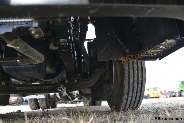 Dongfeng T7 460hp 6X4(10 wheels) tractor truck Chassis (3) | 86Trucks