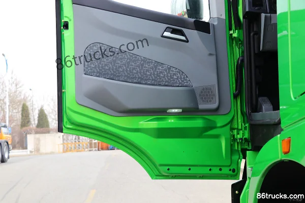 Beiben V3 camion lourd 336 ch 8X4(12 roues) camion benne 7,8 m Cabine (3) | 86Trucks