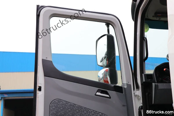 Beiben V3ET Heavy Truck Elite 460hp 6X4(10 wheels) LNG Hazardous Materials Tractor Truck (China VI) Cab (2) | 86Trucks