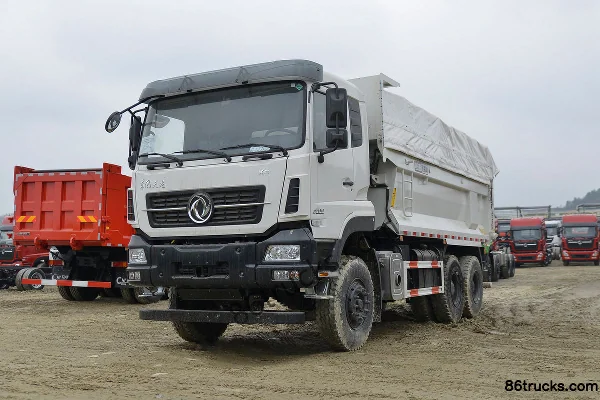 Dongfeng Commercial Vehicle Tianlong KC heavy truck 350 hp 6X4(10 wheels) 5.4m dump truck Exterior (3) | 86Trucks