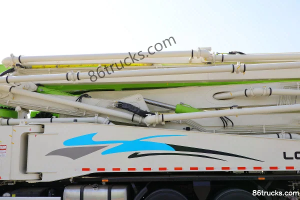 Foton AumanEST 470hp 8X4(12 wheels) L10 62m concrete pump truck (Leisa brand) Body (3) | 86Trucks