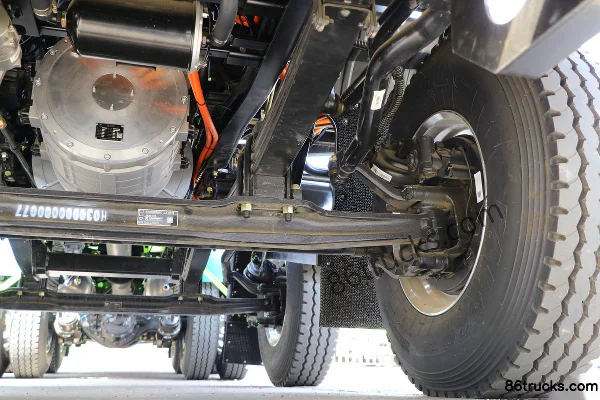 Foton Auman GTL version qualité 8X4(12 roues) camion malaxeur électrique pur (marque Leisa) Châssis (3) | 86Trucks