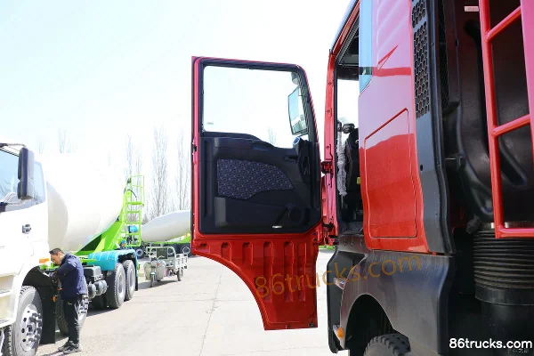 Sinotruk Sitrak G7 heavy truck 540 hp 6X4(10 wheels) 6m dump truck Cab (1) | 86Trucks